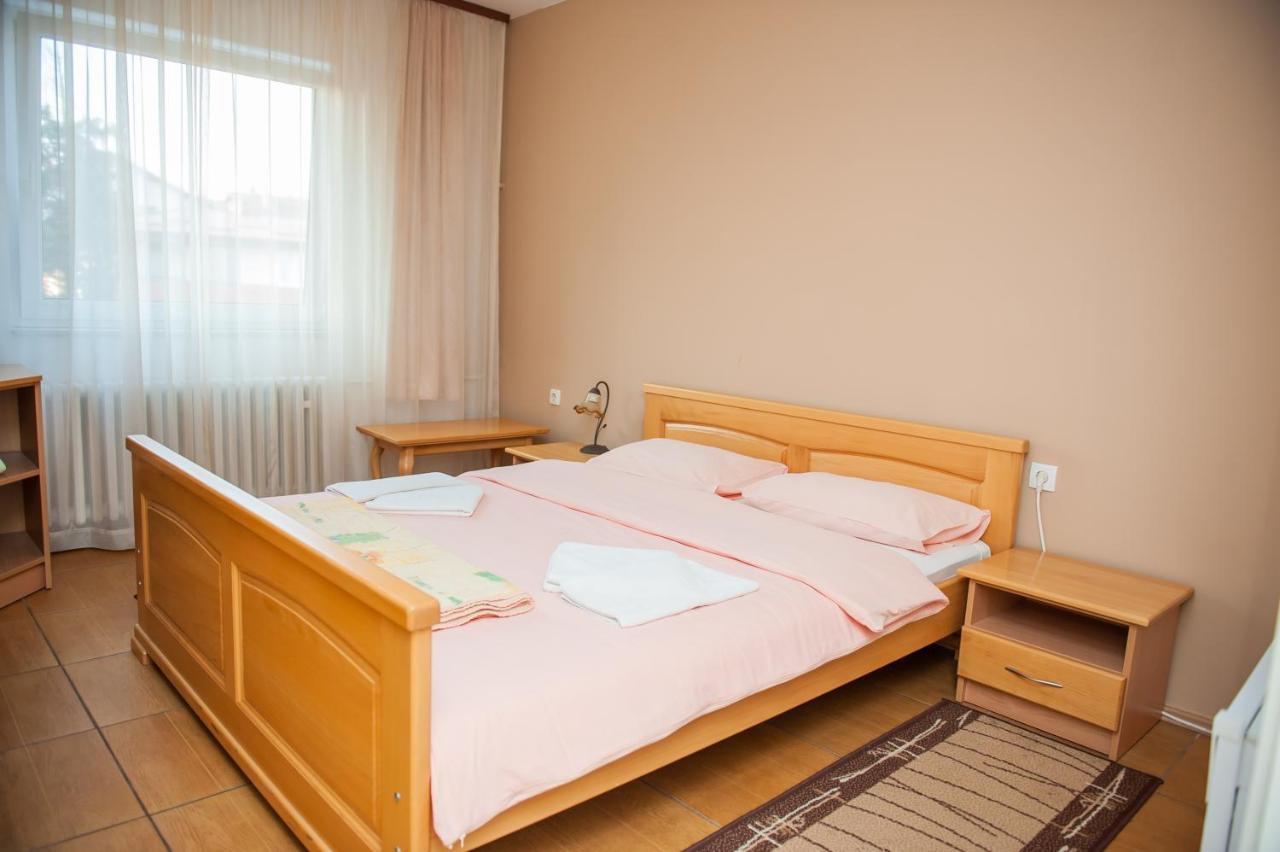 Prenociste "Nacional" Hotel Prnjavor Bagian luar foto