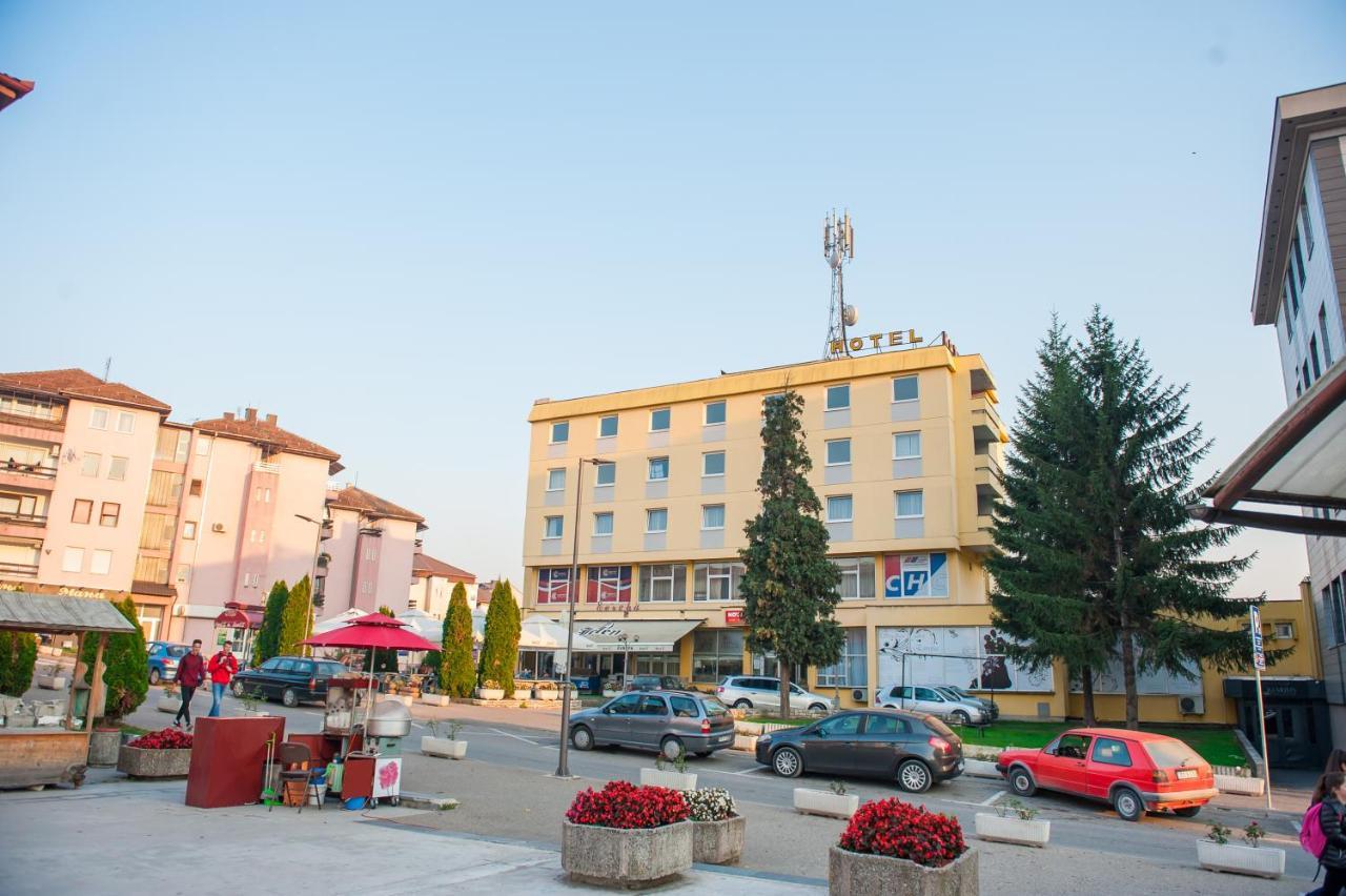 Prenociste "Nacional" Hotel Prnjavor Bagian luar foto